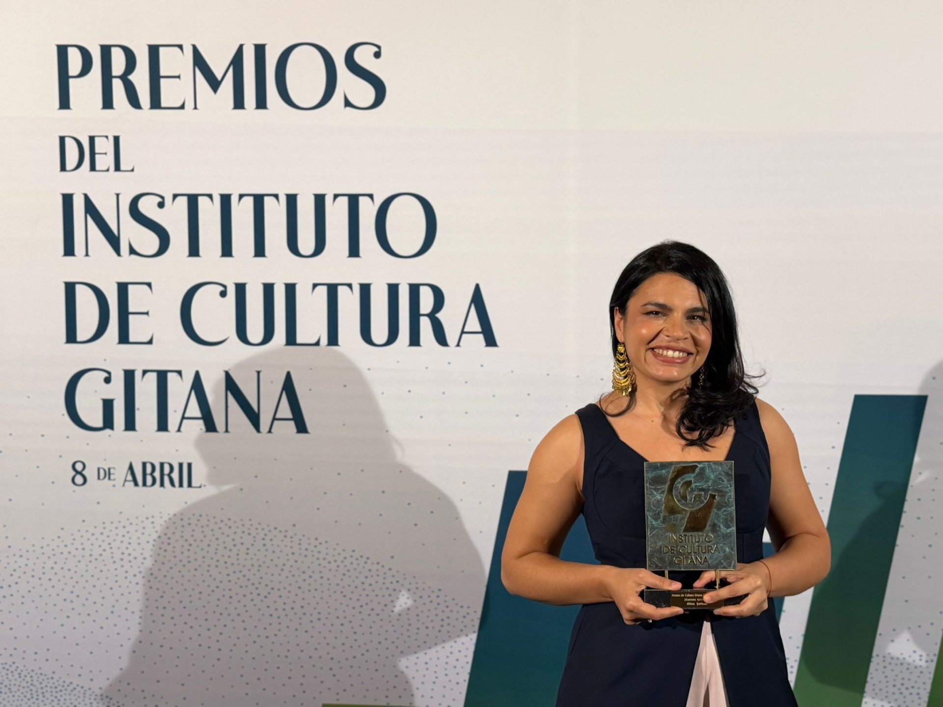Alinei Șerban, actrița și regizoarea, premiată la Madrid de Ziua Romilor