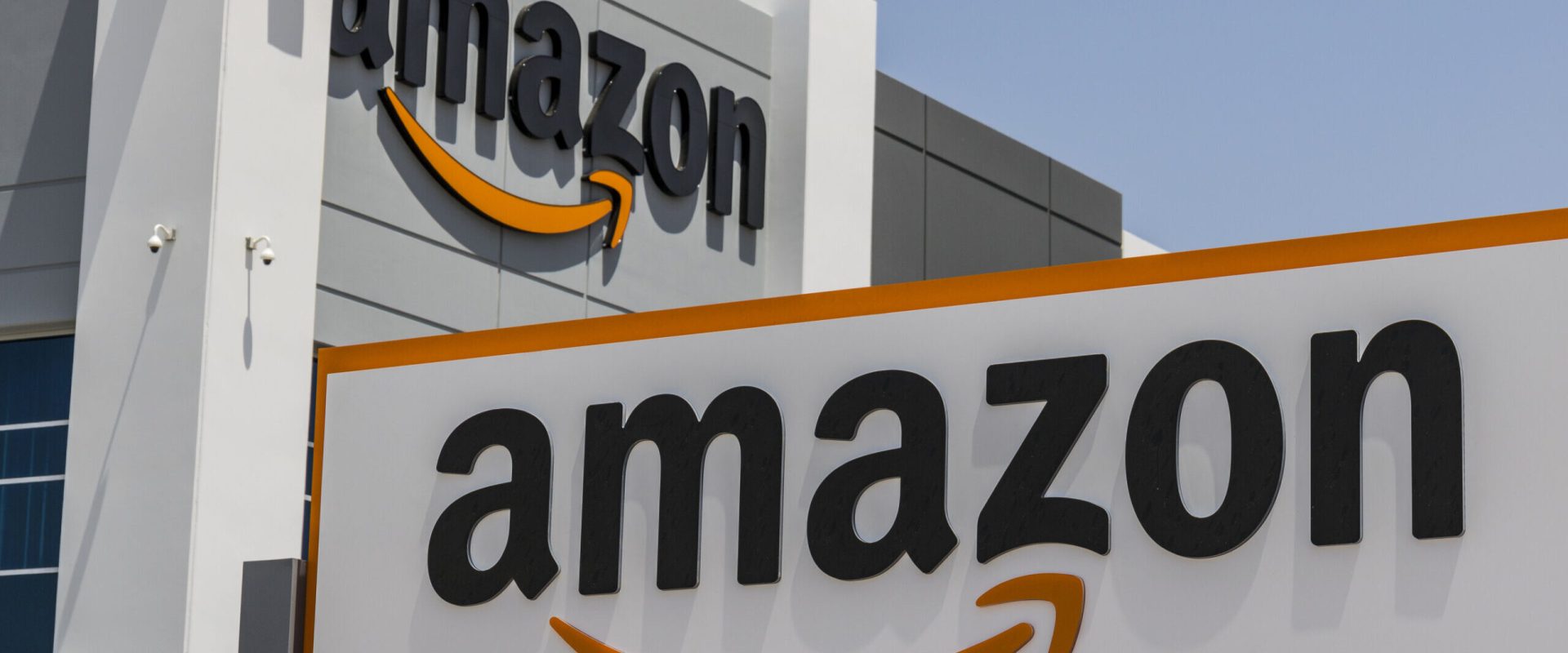 Internet din spațiu: Amazon atacă Starlink. Serviciul LEO, gata în câteva luni