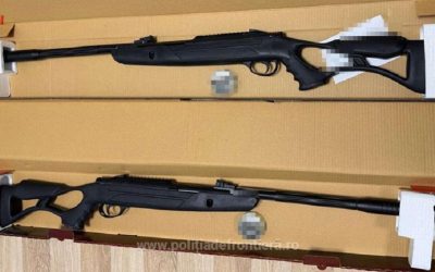 Két fegyver volt a csomagban
