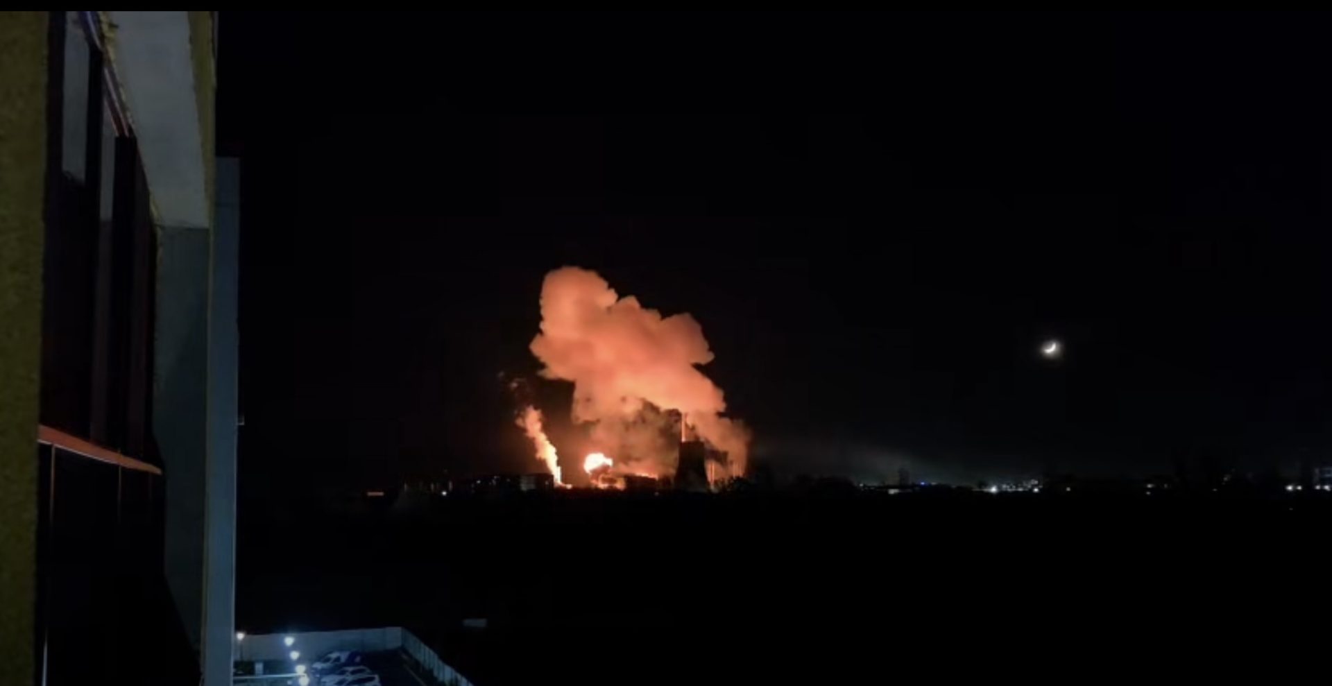 Explozie puternică la CET Vest din București: Incendiu la transformatoare