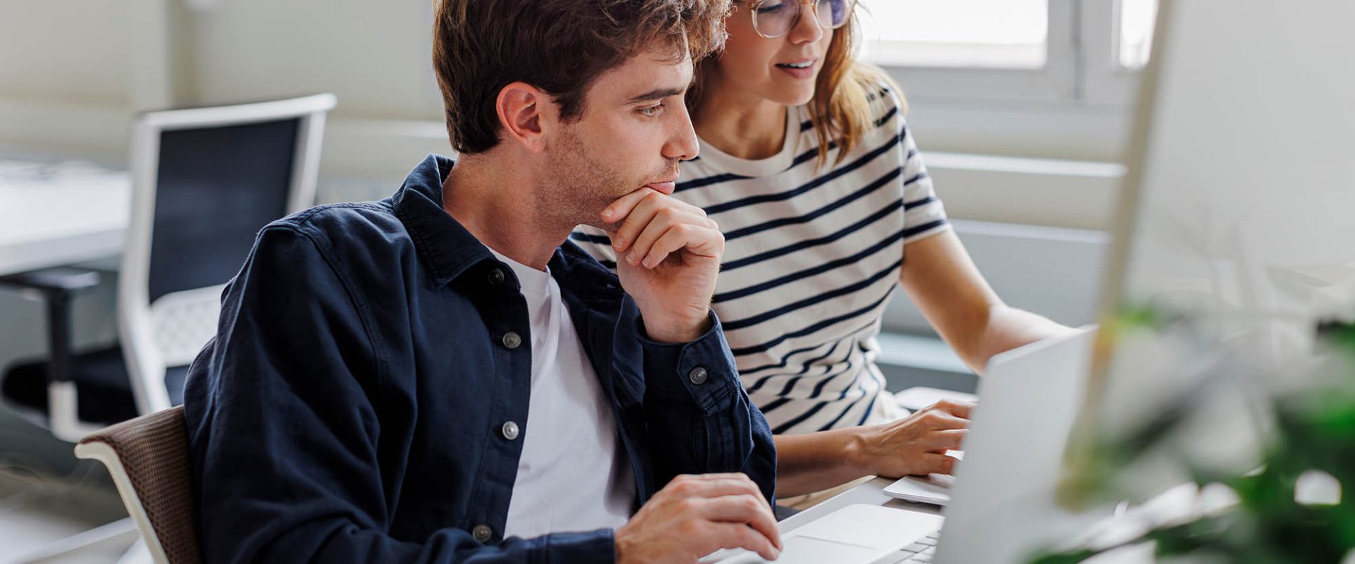 Companiile din România și Europa, o nouă criză: Externalizarea salariilor