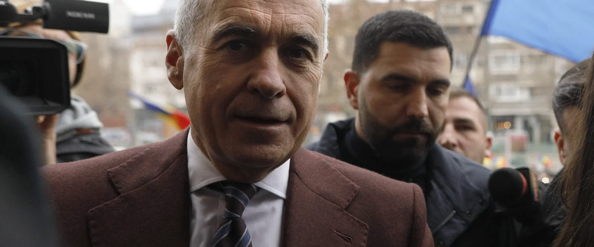 Călin Georgescu, apel dramatic la PSD, PNL și AUR: „Momentul e critic”