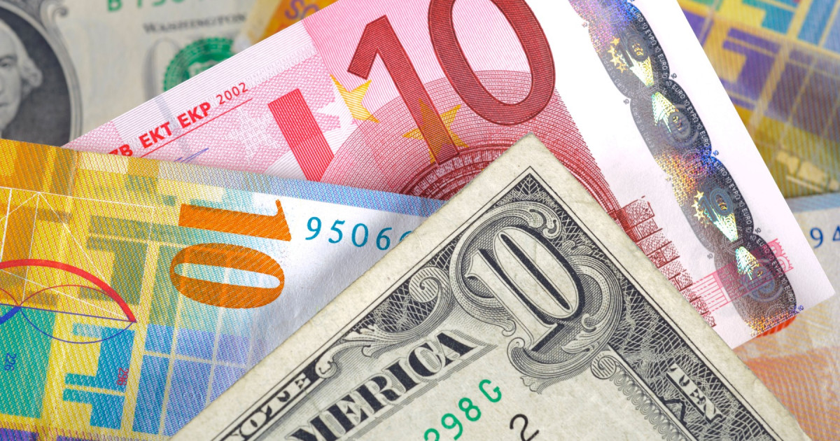 CURS BNR: Scăderi masive pentru euro și francul elvețian. Gramul de aur se ieftinește