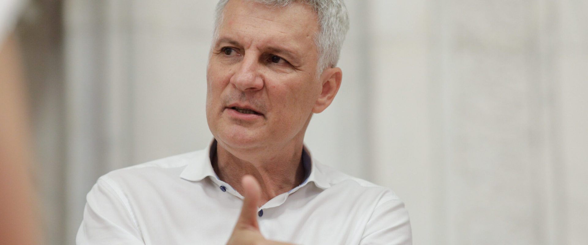 Zamfir: PSD schimbă „pilotul” guvernului, moțiune de cenzură în pregătire