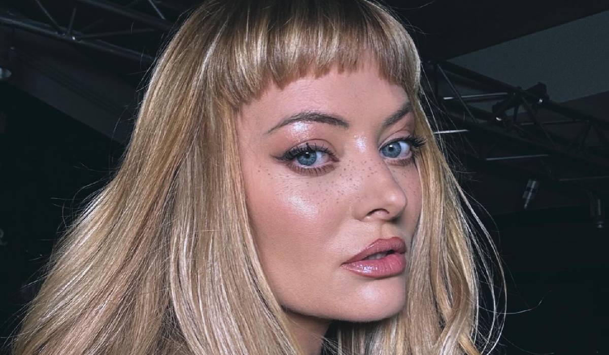 Delia, metamorfoza unei artiste: Cum arăta la început și ce cucerește acum!