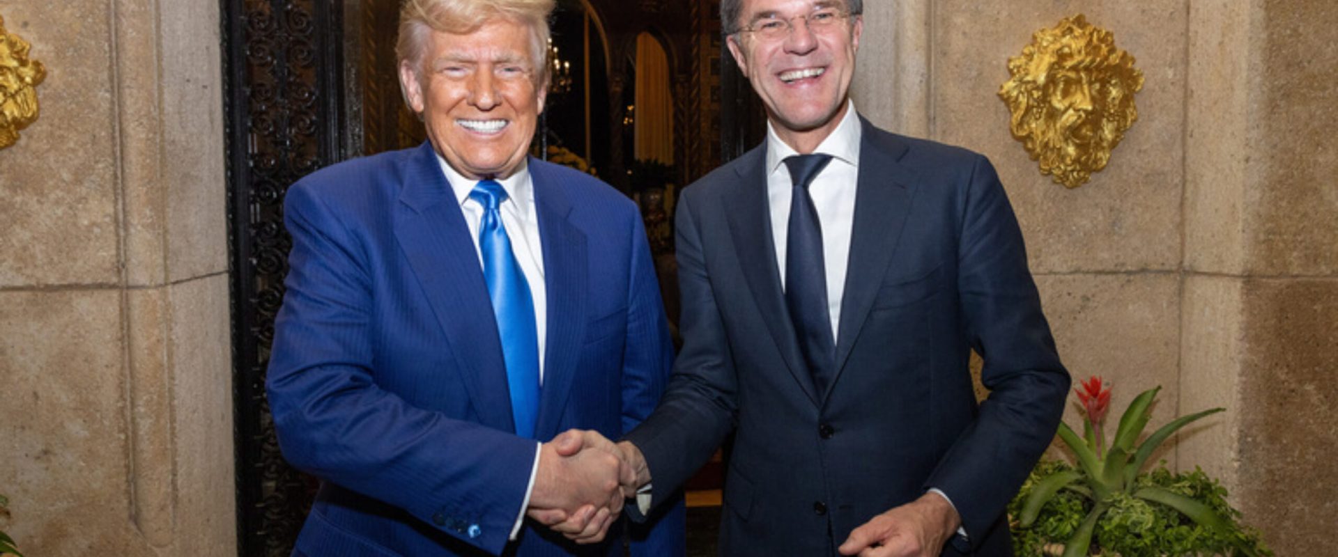 Trump, ultimatum NATO: Strâmtoarea Ormuz, miza cheie. Reacția lui Rutte