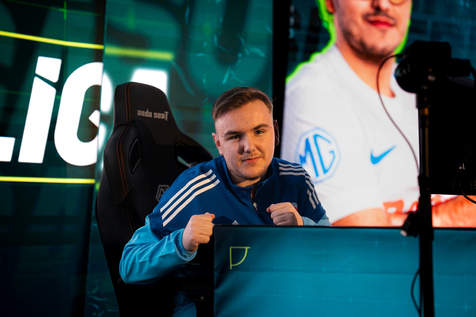 ESuperliga la București: 8 echipe pe arena virtuală, spectacol la Circul Metropolitan