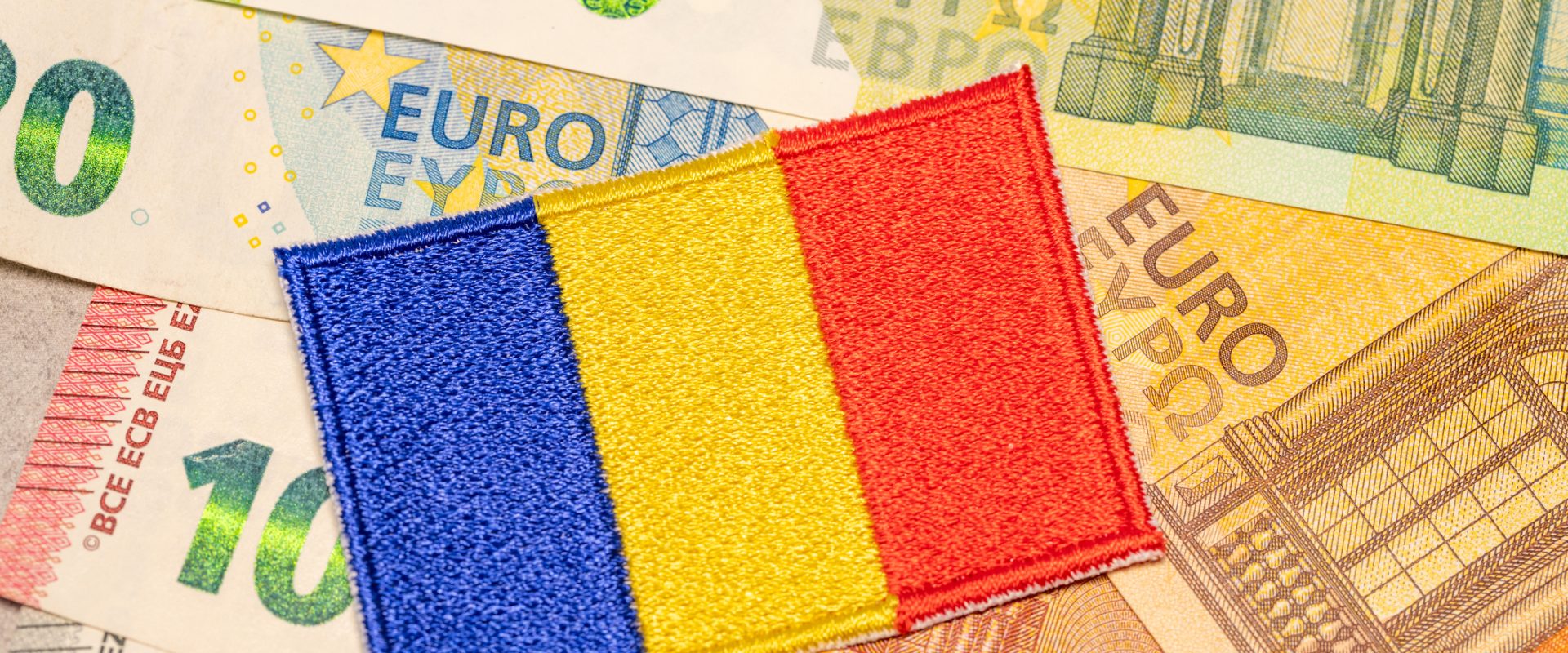 Avertisment: IMM-urile românești riscă să piardă accesul la fondurile europene București – Secretarul General al Guvernului, Ștefan Radu Oprea, a tras un semnal de alarmă vineri, avertizând că firmele mici și mijlocii (IMM-uri) din România ar putea fi excluse de la accesarea fondurilor europene în perioada de programare 2028-2034