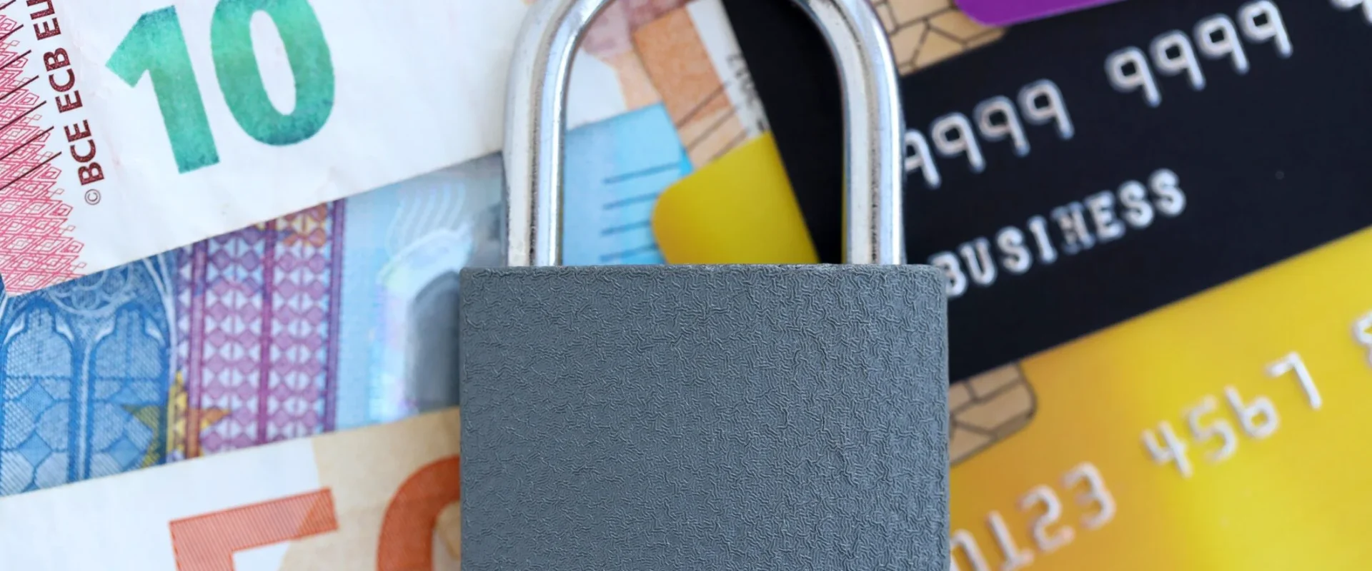 Limita pentru plăți CASH: UE impune reguli noi, din 2027