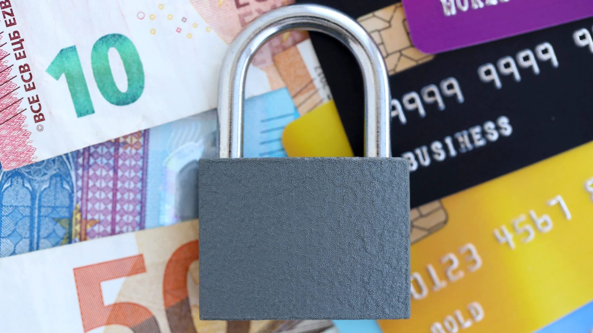 Limita pentru plăți CASH: UE impune reguli noi, din 2027