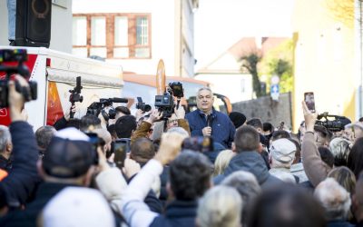 Index - Belföld - A választás előtti napon olyat lépett a Fidesz kampánytriója, amilyet még nem láttunk tőlük