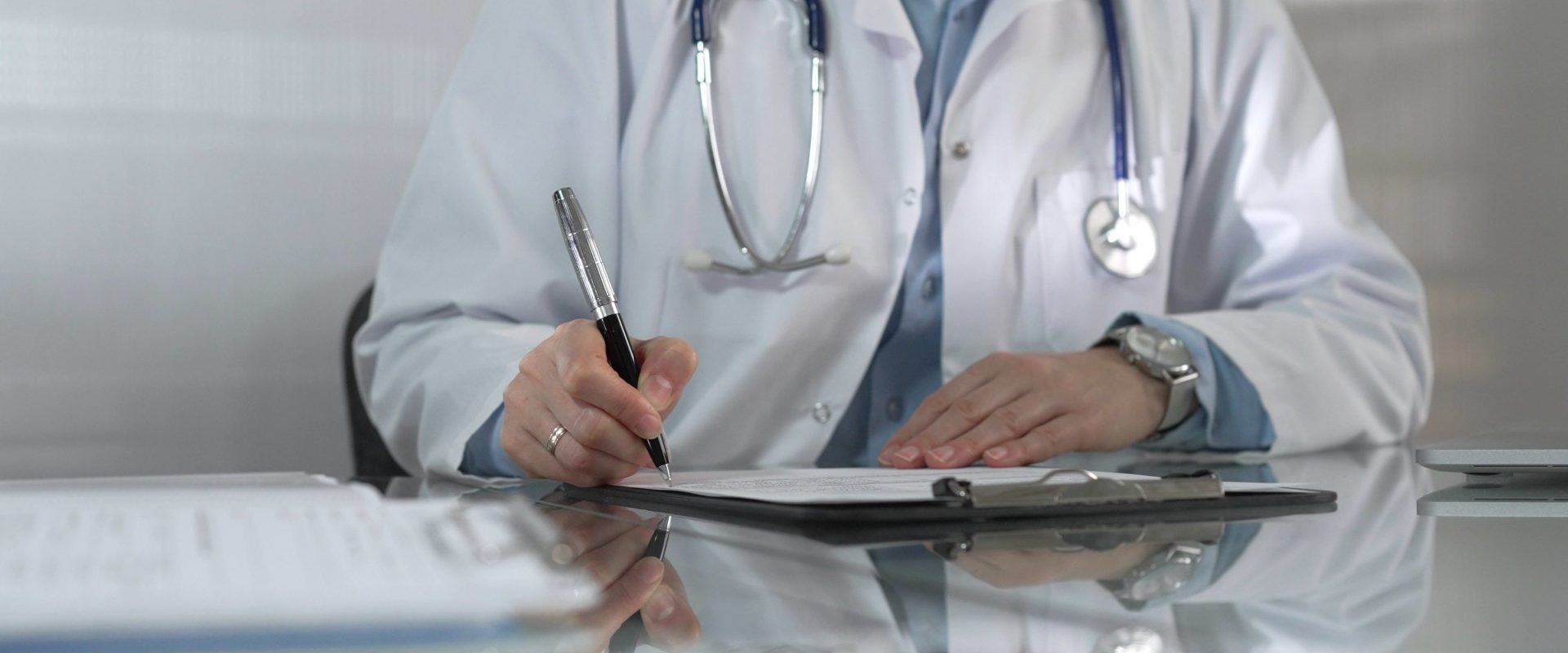 Prevenția, ocolită de români: Controale medicale, rar efectuate, constată Europa FM