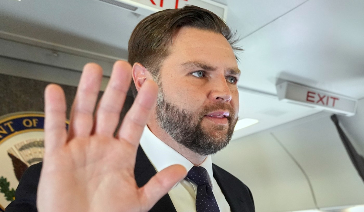 JD Vance, atac la Papa Leon: „Greșește Scriptura”, scandal la Vatican