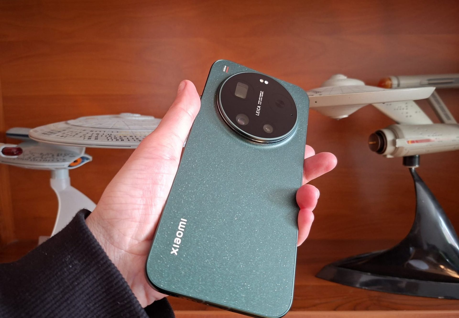 China introduce standarde stricte pentru bateriile externe: teste extreme și prețuri mai mari În premieră, China introduce un standard național obligatoriu pentru bateriile externe, un set de reguli menit să crească siguranța și încrederea utilizatorilor