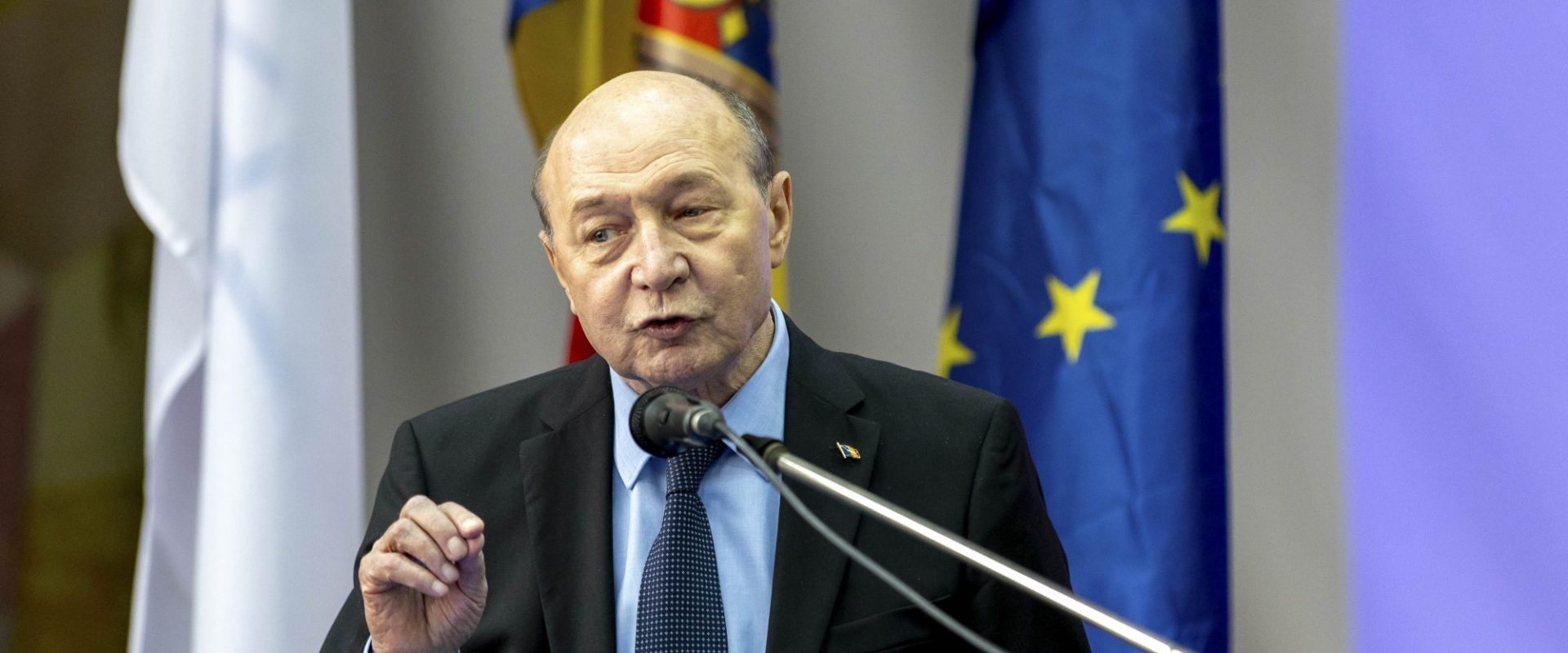 Băsescu, despre ieșirea SUA din NATO: „Noua alianță democratică”