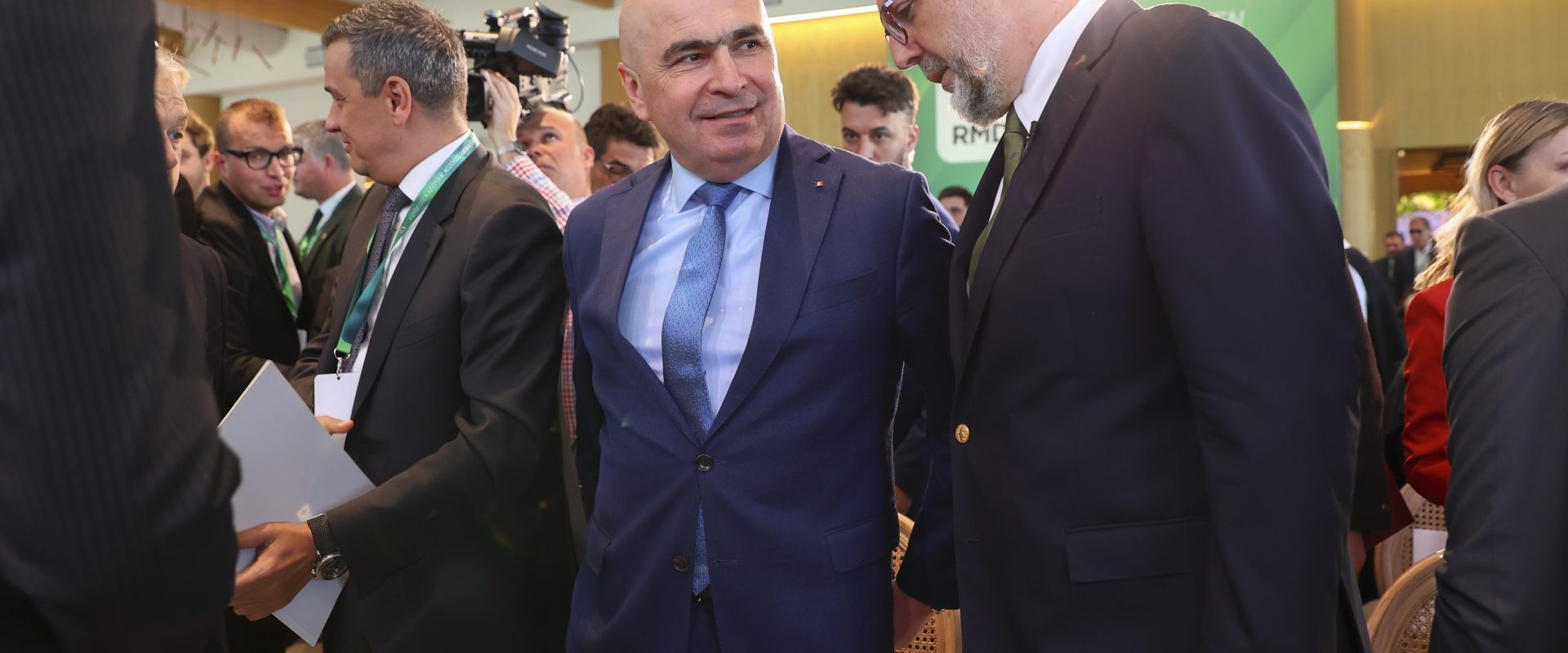 UDMR, planuri în timp ce PSD pregătește atacul la Bolojan: „Nu suntem legați”