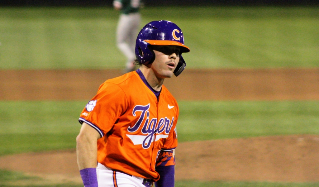 Clemson: Un insider dezvăluie detalii explozive