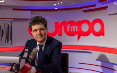 Război media: Europa FM vs. Realitatea Plus după interviul cu Nicușor Dan