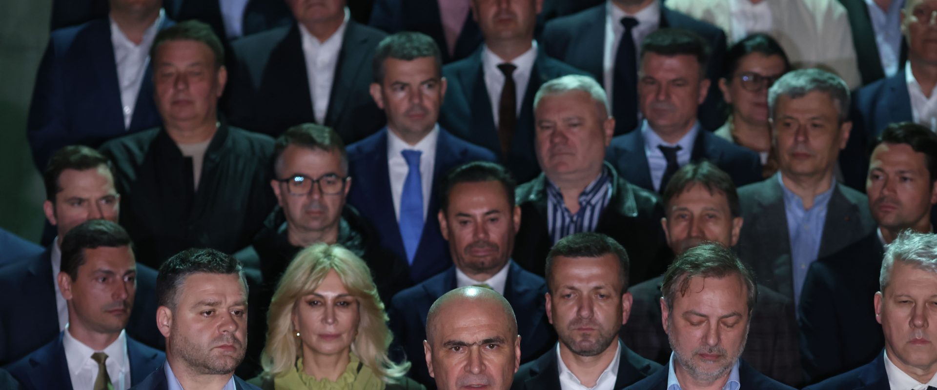 Liberalii tranșează: Ce premier propun dacă Guvernul cade prin moțiune