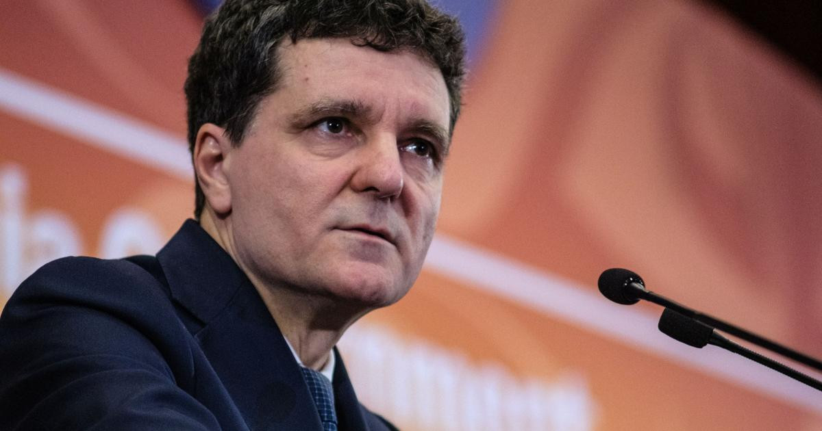 Tânăr care l-a amenințat pe Nicușor Dan, localizat în Germania, părinții chemați