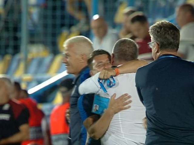 Antrenorul X a obținut licența PRO: „Doi ani și jumătate de școală”