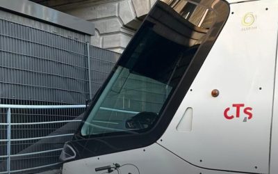 Accident la Strasbourg: Tramvai în zidul gării după ce vatmanul a leșinat, 3 răniți