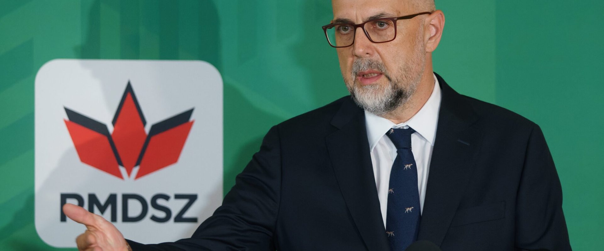 Magyar, după victoria Tisza, negociază cu UDMR și-l cheamă pe Kelemen Hunor