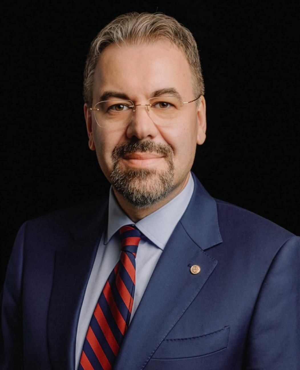 De leonardo badea, prim-viceguvernator BNR Rezervele Internaționale, un Scut pentru Economia Românească București – Rezervele internaționale ale României joacă un rol crucial în consolidarea stabilității financiare și rezilienței economiei, în special în contextul actual marcat de incertitudini globale și vulnerabilități interne