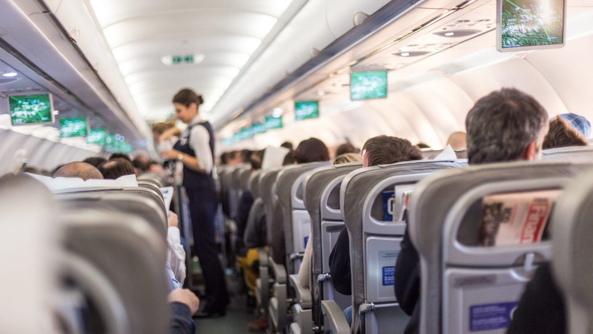 Prețul combustibilului de aviație a explodat: Zborurile în Europa, sub presiune Sectorul aviatic global se confruntă cu o criză majoră, după ce scumpirea combustibilului de aviație a atins cote alarmante