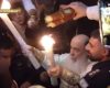 Sfânta Lumină a ajuns la București: Flacăra de la Ierusalim, în România