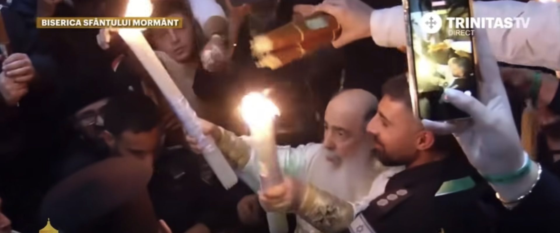 Sfânta Lumină a ajuns la București: Flacăra de la Ierusalim, în România