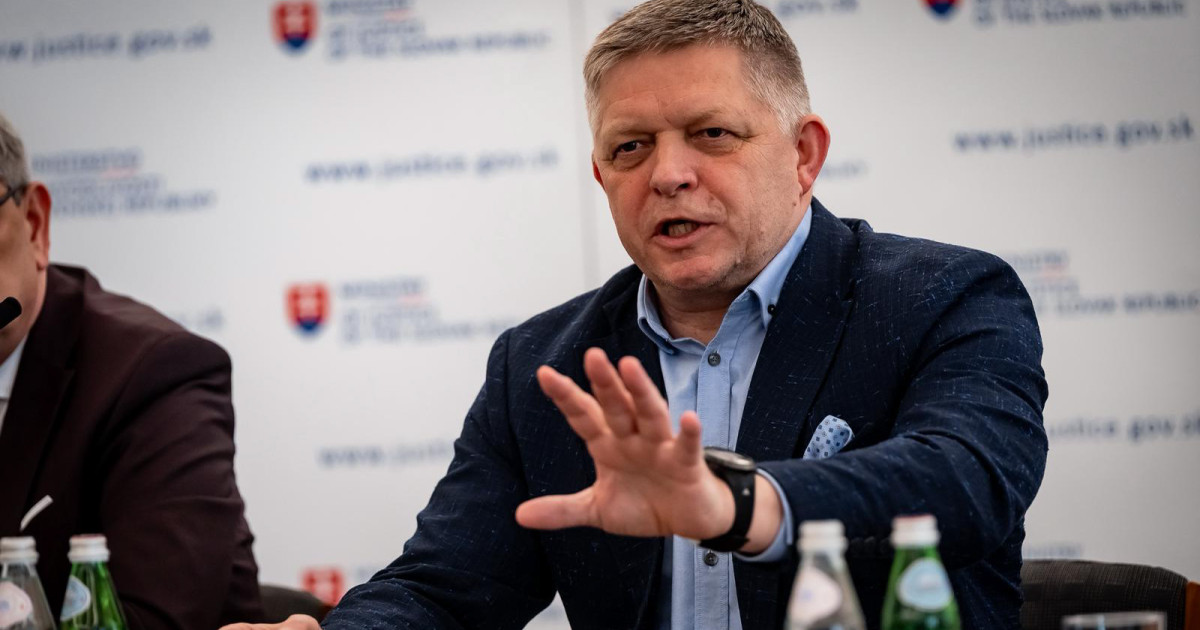 Țări care pun bețe-n roate lui Fico să ajungă la parada Moscova