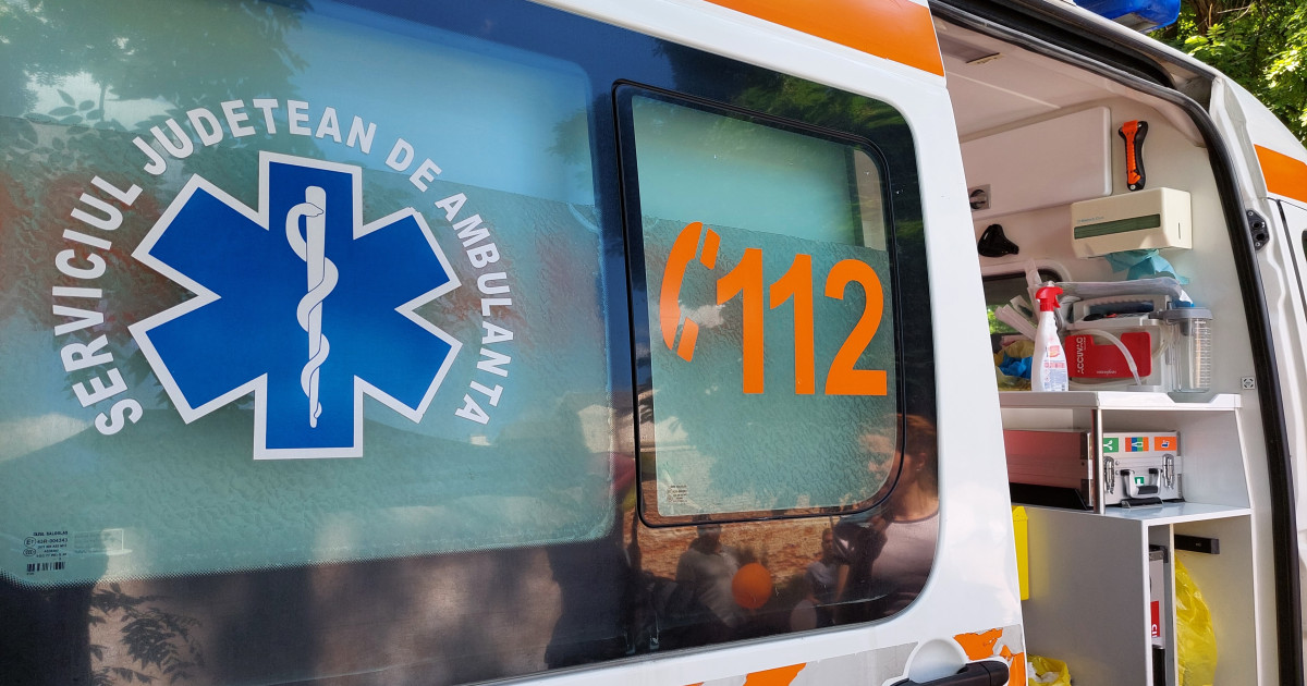 Accident GRAV în Buzău: Poliție vs. Camion. Un polițist și un jandarm, la spital