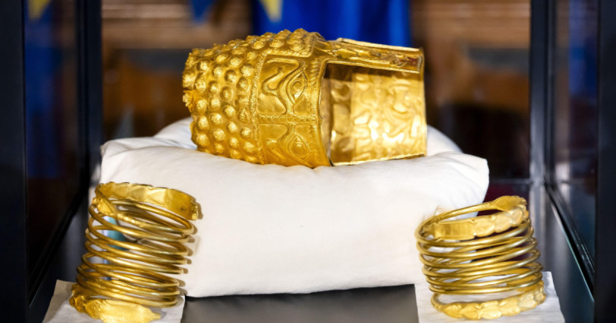 Coiful de la Coțofenești și brățările de AUR revin la MNIR, după repatriere