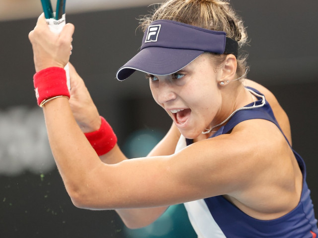 Jacqueline cristian joacă acum la linz, pe dgs 3, și urmează sorana cîrstea