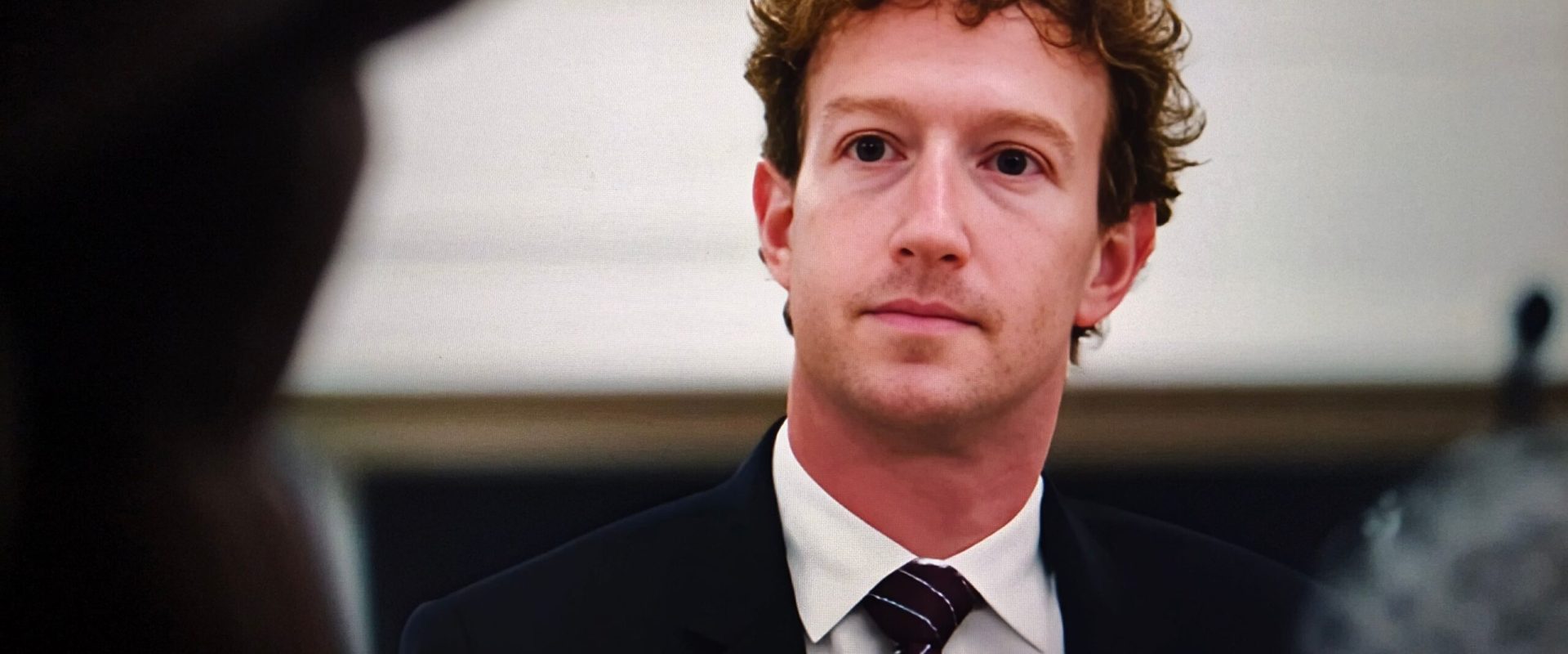 Șeful META, clonă digitală cu AI: ZUCKERBERG va avea un alter ego virtual