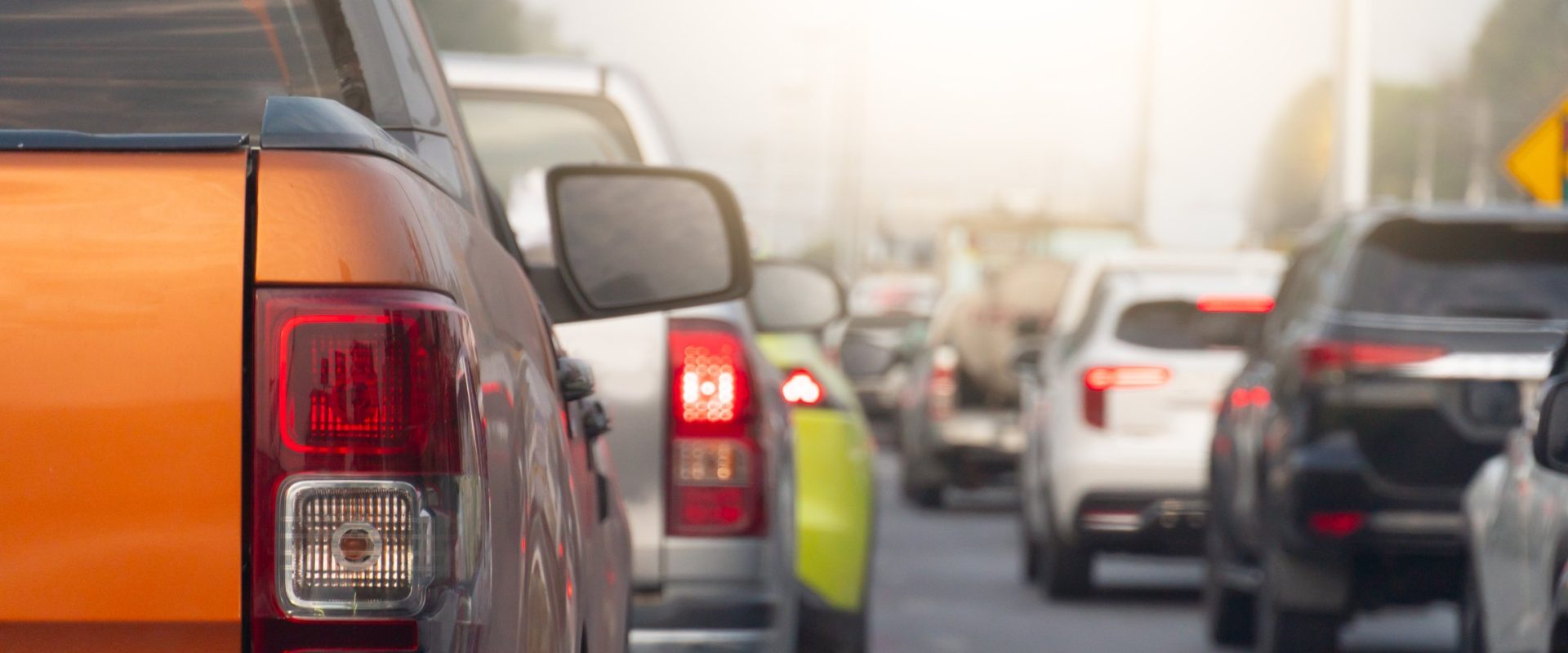 Mașinile pe benzină și diesel, scoase de pe șosele în UE din 2035?