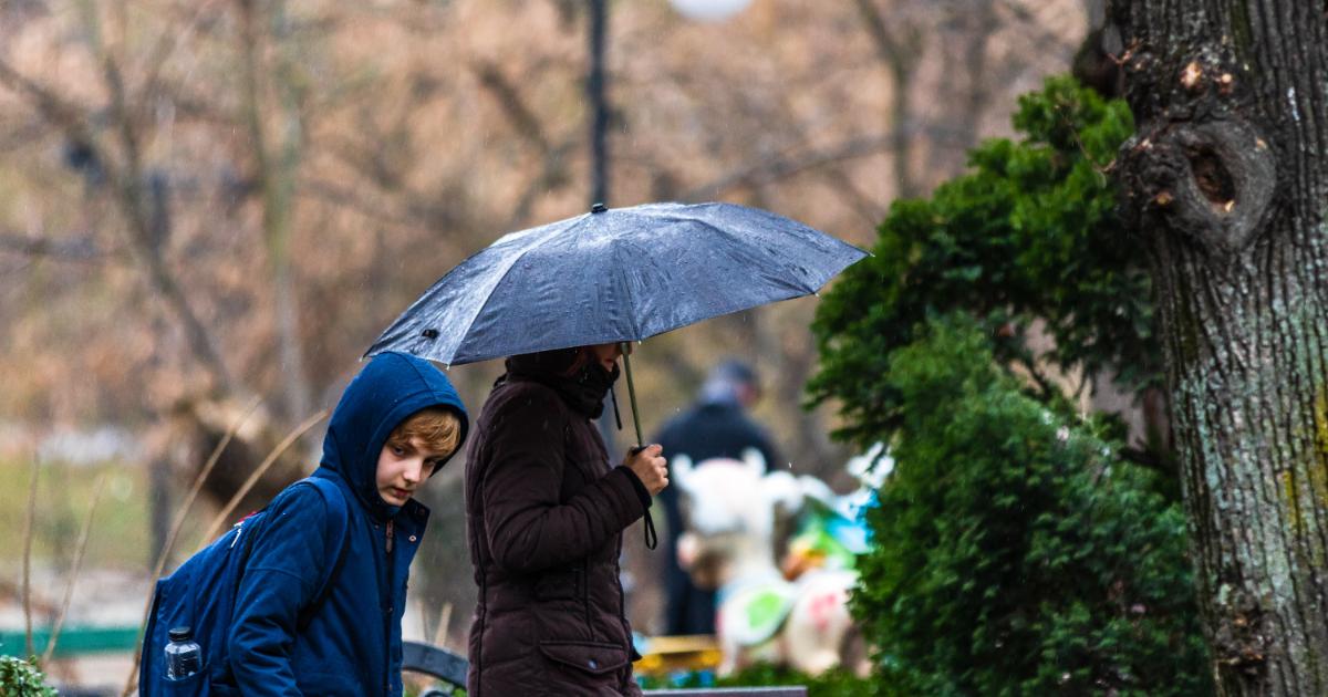 Urmează o săptămână ploioasă în toată ţara. Cum va fi vremea de 1 Mai