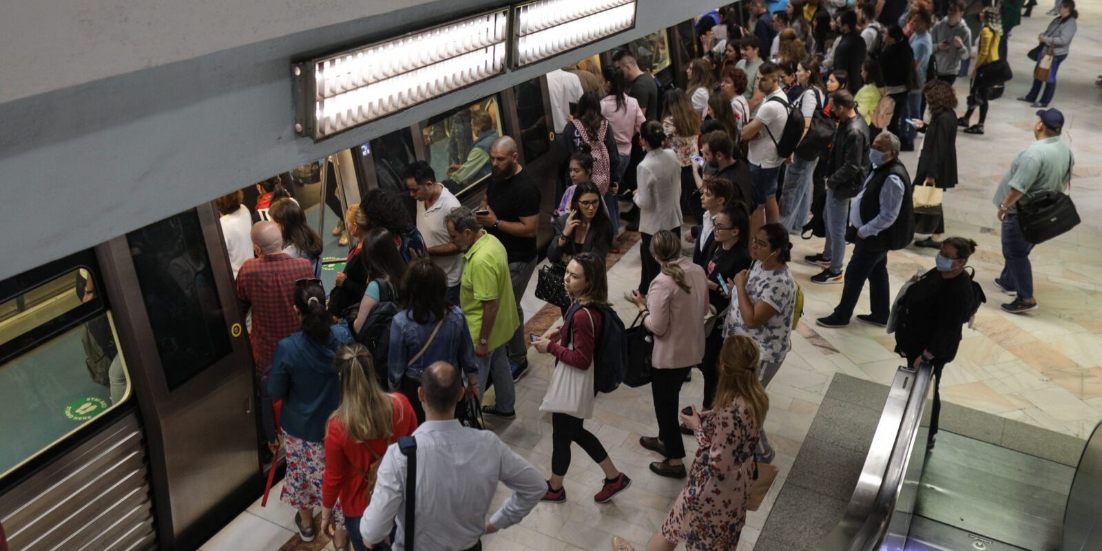 Biletul de metrou, 7 lei! Ministrul a semnat scumpirea, înainte de demisie