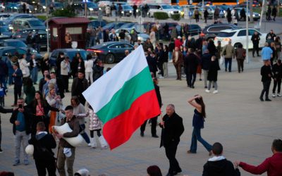 Bani pentru vot: Bulgaria, cutii cu euro și liste cu date personale înainte de alegeri