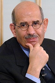 EL-BARADEI trage un semnal de alarmă: „Faceți tot ce puteți să-l opriți pe Trump!” Fostul director al Agenției Internaționale pentru Energie Atomică (AIEA) și laureat al Premiului Nobel pentru Pace, MOHAMED EL-BARADEI, a lansat un apel urgent pentru a opri acțiunile fostului președinte american DONALD Trump