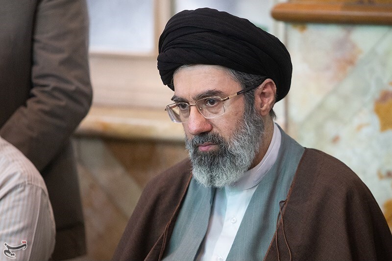 Ayatollahul Mojtaba Khamenei, DESFIGURAT dar lucid după atac