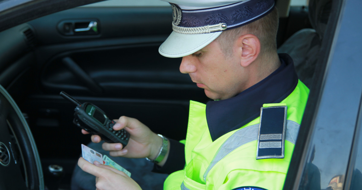 Șoferul din Dâmbovița, prins cu 200 km/h și fără ITP, a fugit de Poliție