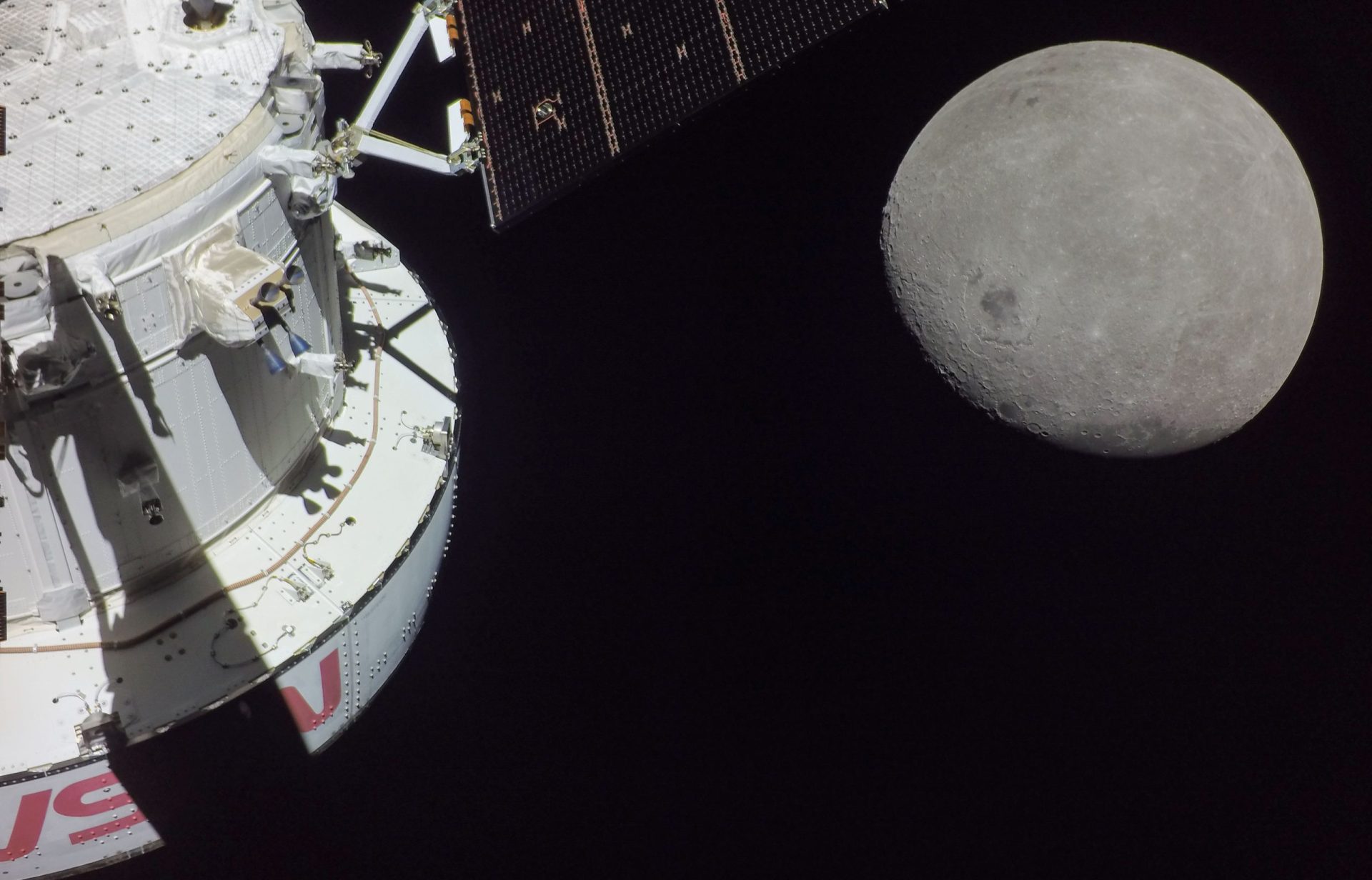 NASA preferă tehnologia „antică” în spațiu, punând accent pe fiabilitate în detrimentul performanței de ultimă generație, pentru a asigura siguranța misiunilor