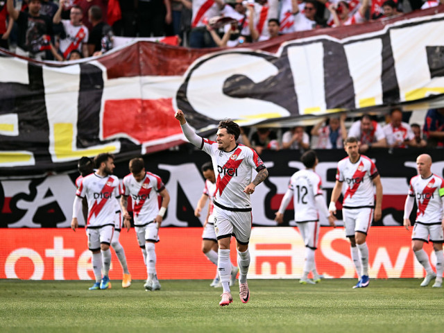 Rațiu, vis împlinit: Barcelona l-a contactat pe fotbalistul român