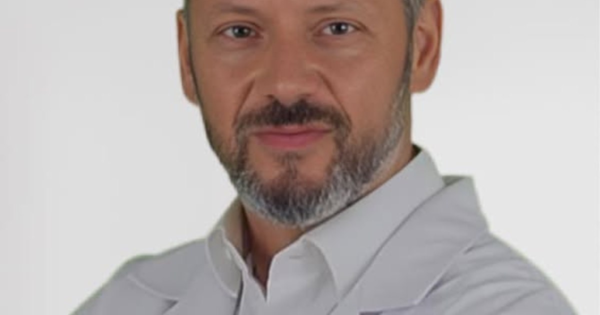 Un neurochirurg din Constanța s-a pretins profesor la Stanford și a taxat cu peste 4.000 de euro un produs de 187 lei