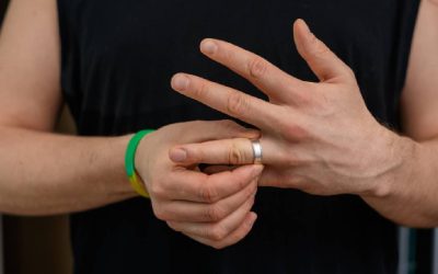 Atracția s-a dus? 8 pași ca să salvezi căsnicia ta, de la A la Z