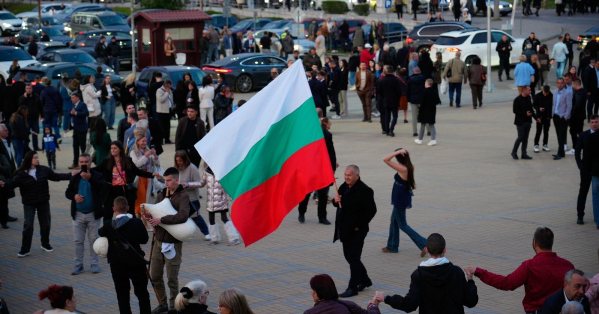 Alegeri anticipate în Bulgaria: Va reuși țara să depășească criza politică?