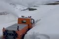 Zăpadă uriașă pe Transalpina: Drumul rămâne închis