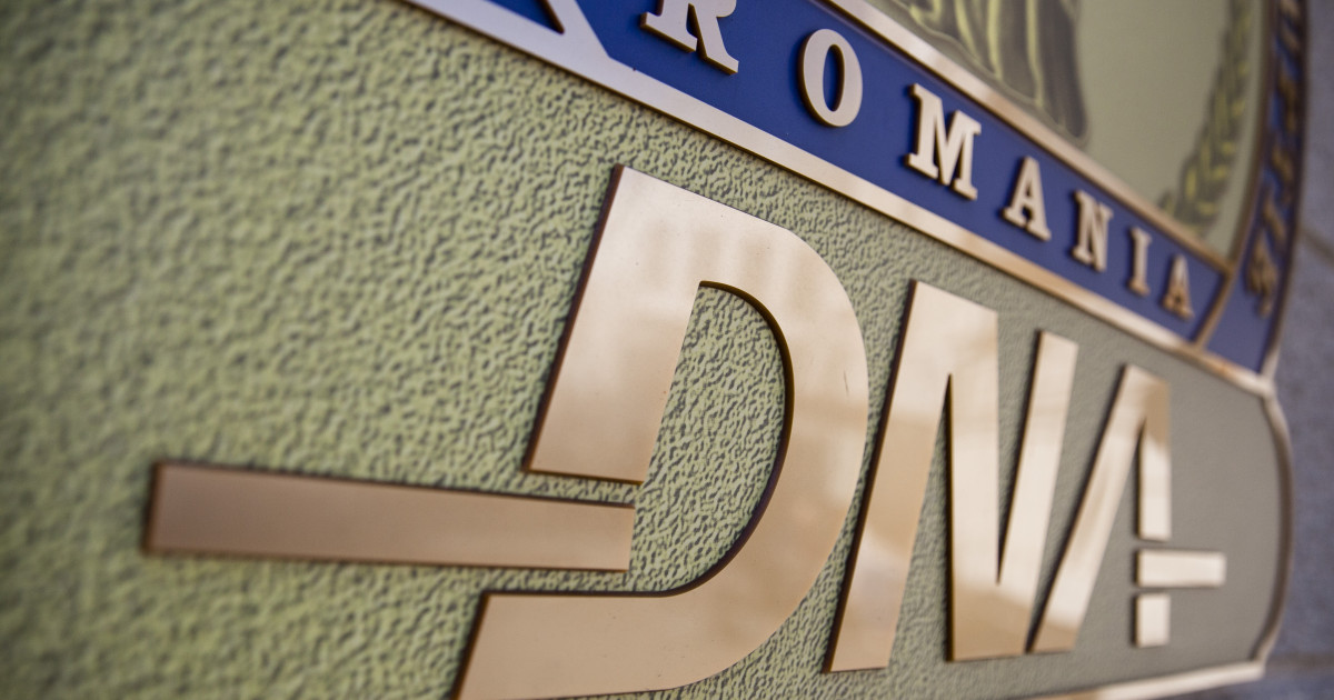 Vicepreședintele CJ Argeș, trimis în judecată de DNA: Dosarul locuințelor sociale